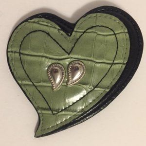 Funky Fun Heart Croc-Like Silver Brooch Lapel Pin